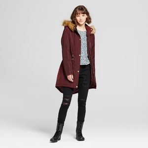 Women’s Parka with removable Faux Fur Hood